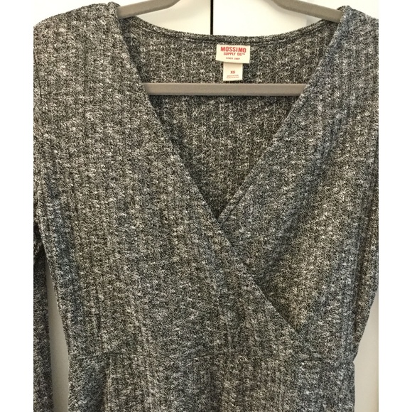 NEW Mossimo Bell Sleeve Wrap Knit Dress - Picture 3 of 4